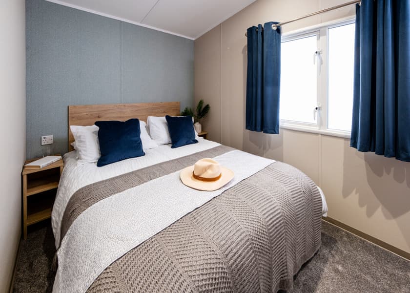 3 Bed Holiday Home PF - Decoy Lakes, Peterborough