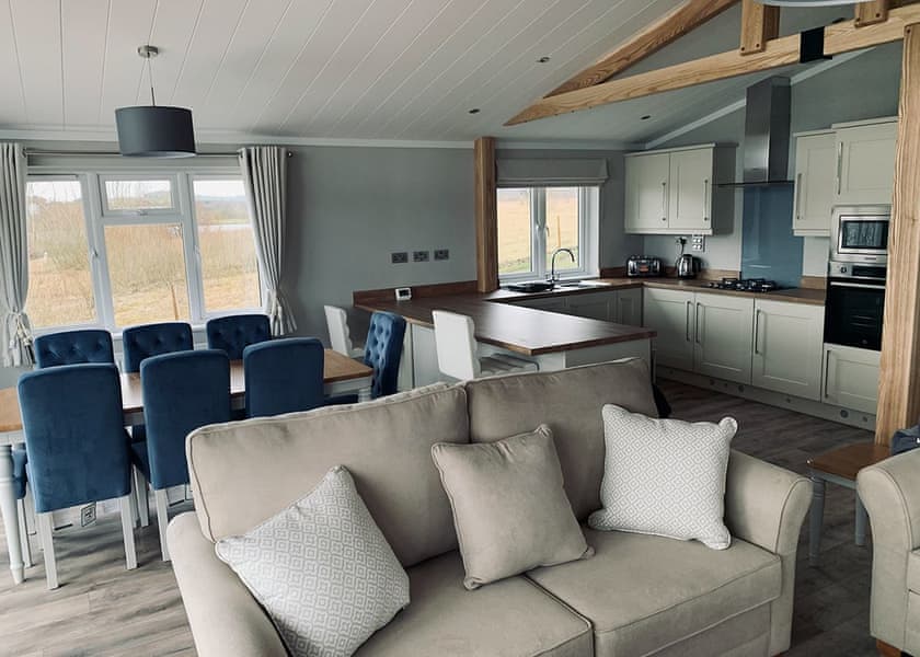Signature Lodge Hot Tub 9 - Delamere Lake Sailing and Holiday Park, Delamere Forest