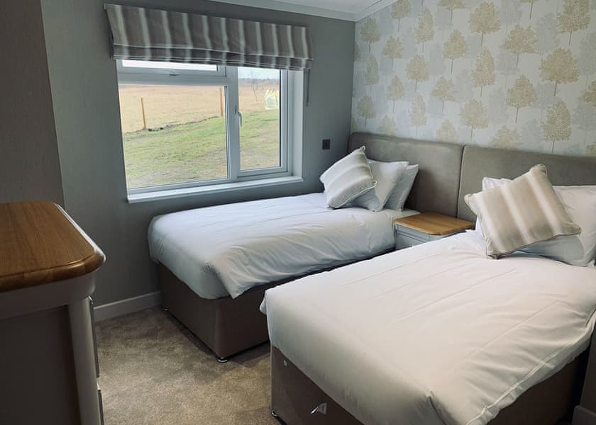 Signature Lodge Hot Tub 9 - Delamere Lake Sailing and Holiday Park, Delamere Forest