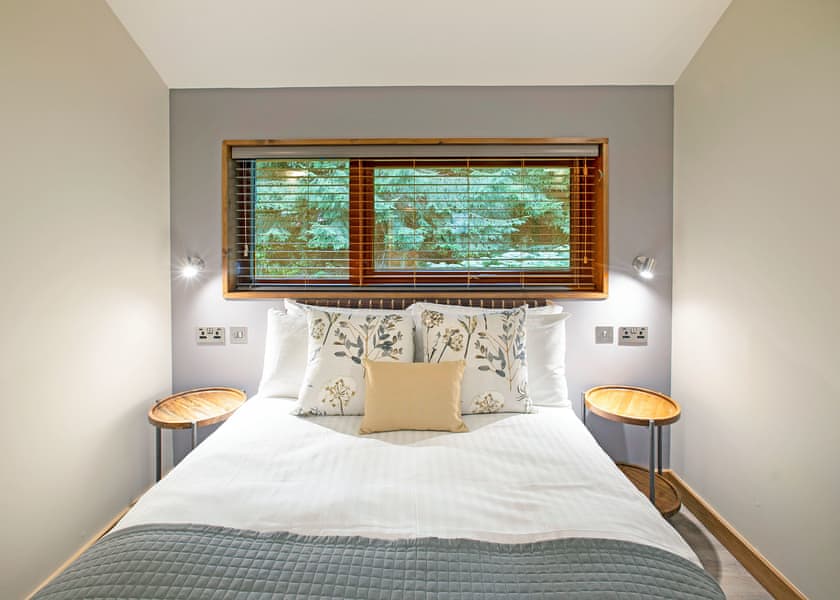 White Willow Premium 3 - Delamere Forest Lodges, Frodsham