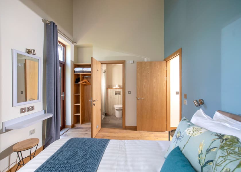 Silver Birch 2 Secluded View Pet - Delamere Forest Lodges, Frodsham