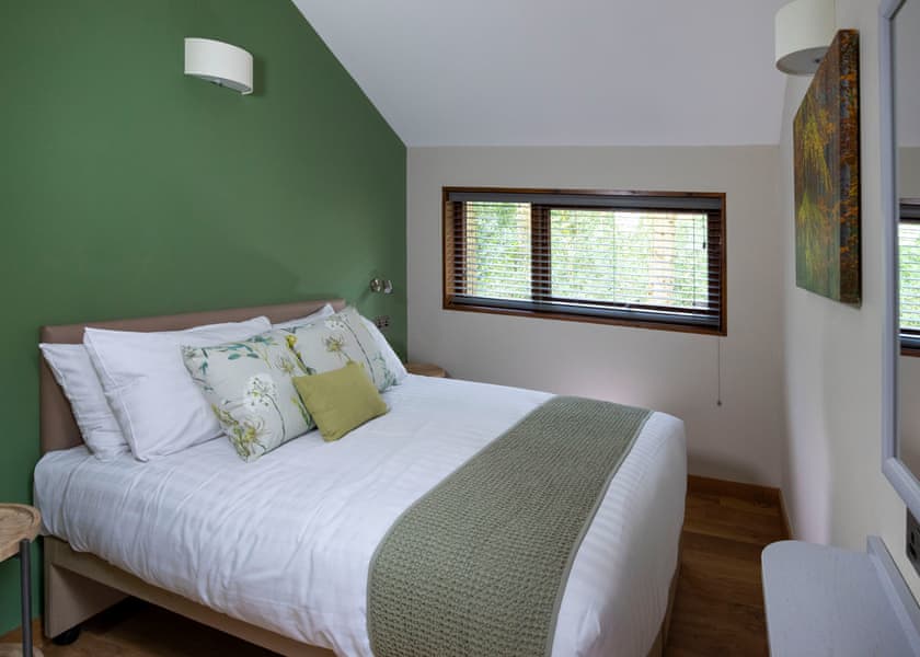 Golden Oak 2 Secluded View - Delamere Forest Lodges, Frodsham
