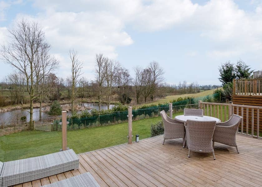 The Lake House - Docker Holiday Park, Carnforth