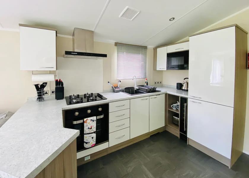 Helas House - Docker Holiday Park, Carnforth