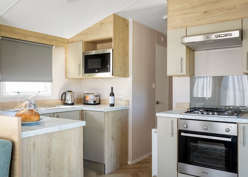 Gold  3 Caravan with Decking - Dovercourt, Dovercourt 