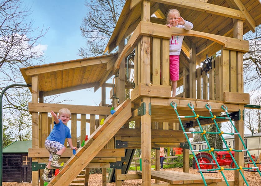 Children’s play area | Woodovis Park, Tavistock