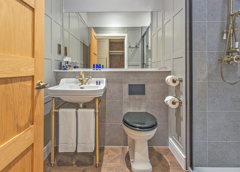 Carricks - Dundonald Lodge Retreat, Troon