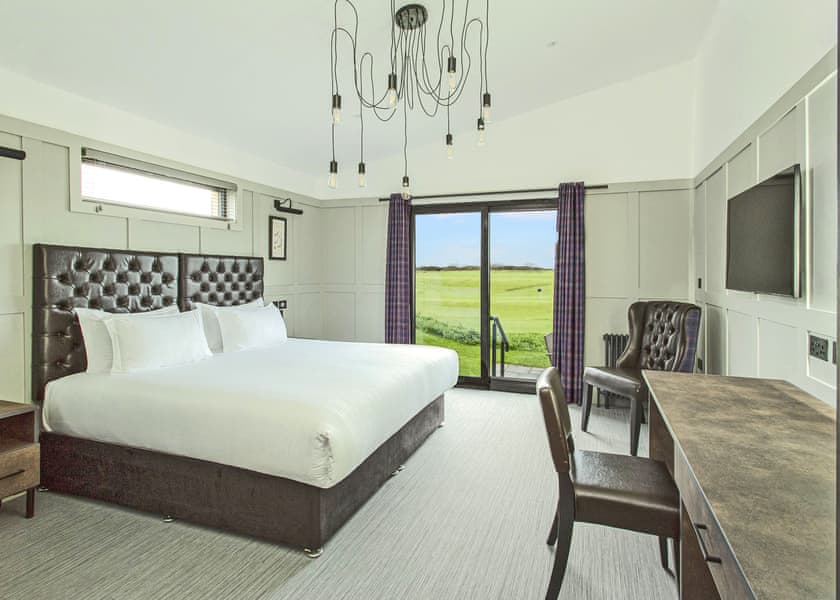 Arran - Dundonald Lodge Retreat, Troon