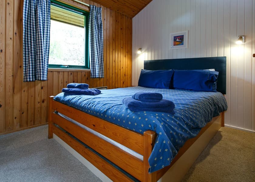 Loch Earn Lodge - Lochearnhead Loch Side, Lochearnhead, Perthshire