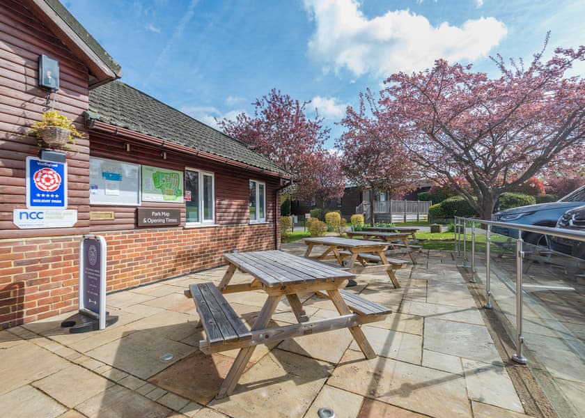 Edgeley Holiday Park, Albury, Guildford