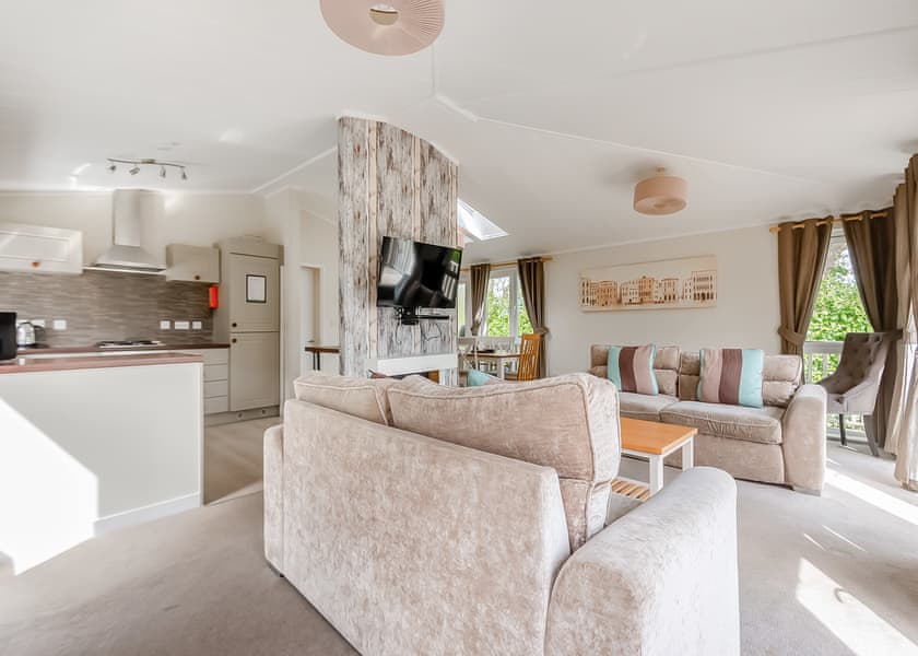 Comfort Lodge 6 - Edgeley Holiday Park, Albury, Guildford