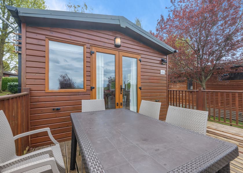 Comfort Holiday Home 4 - Edgeley Holiday Park, Albury, Guildford