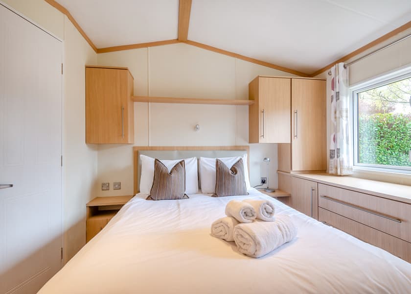 Comfort Holiday Home 4 - Edgeley Holiday Park, Albury, Guildford