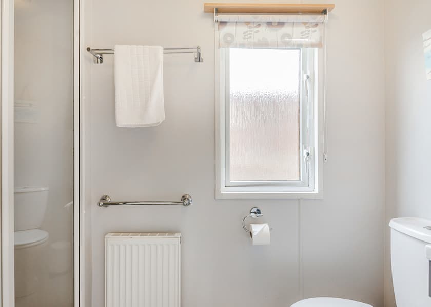 Comfort Holiday Home 4 - Edgeley Holiday Park, Albury, Guildford