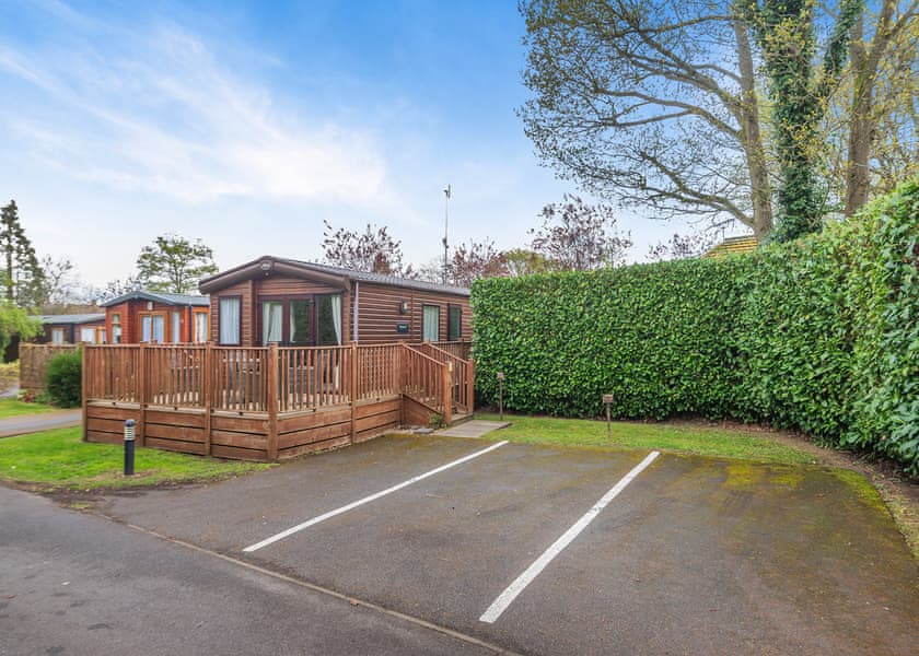 Comfort Lodge 6 (Pet) - Edgeley Holiday Park, Albury, Guildford