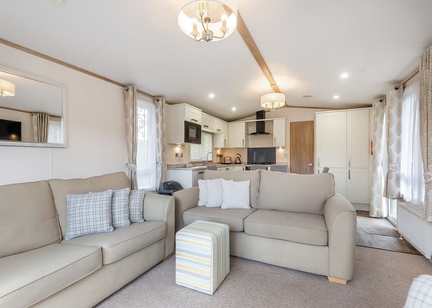 Comfort Lodge 6 (Pet) - Edgeley Holiday Park, Albury, Guildford