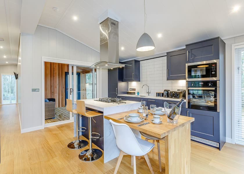 Florence - Elton Furze Retreats, Haddon