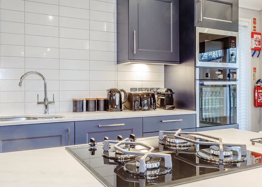 Florence - Elton Furze Retreats, Haddon