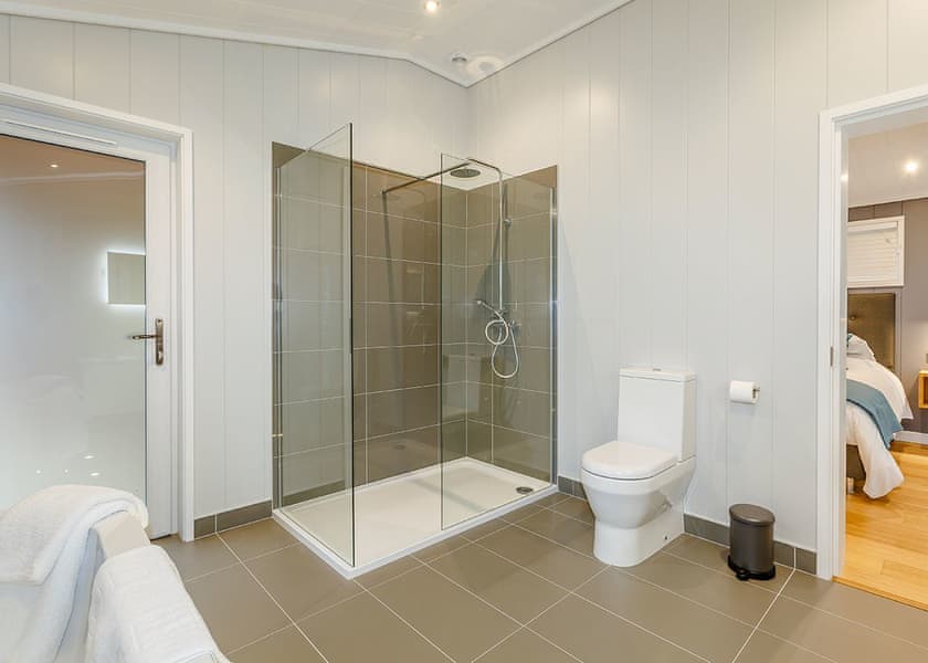 Florence - Elton Furze Retreats, Haddon