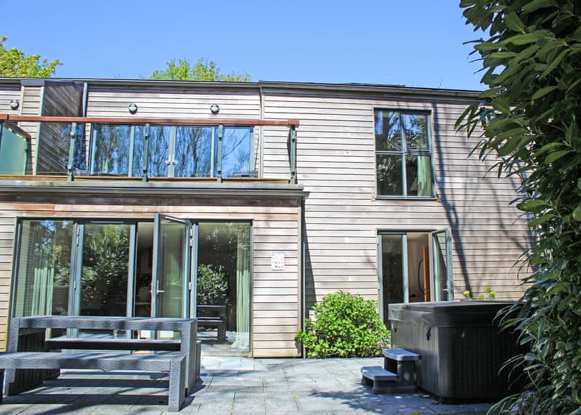 Drift - The Emerald, Carnon Downs