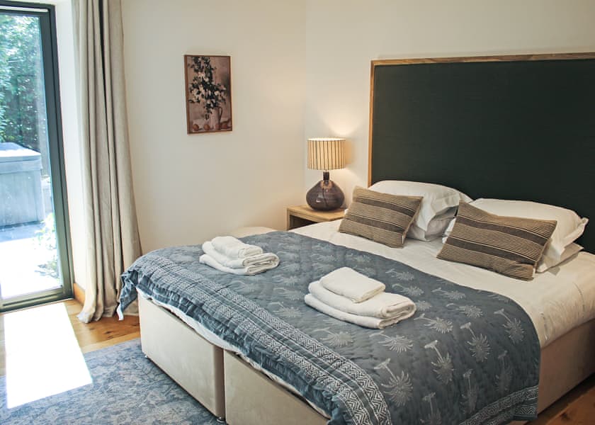 Drift - The Emerald, Carnon Downs