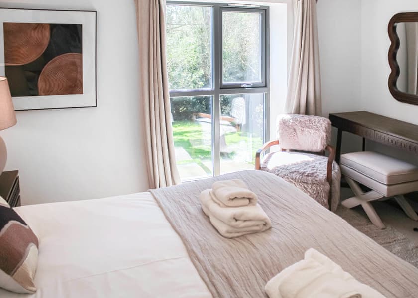 Coast - The Emerald, Carnon Downs