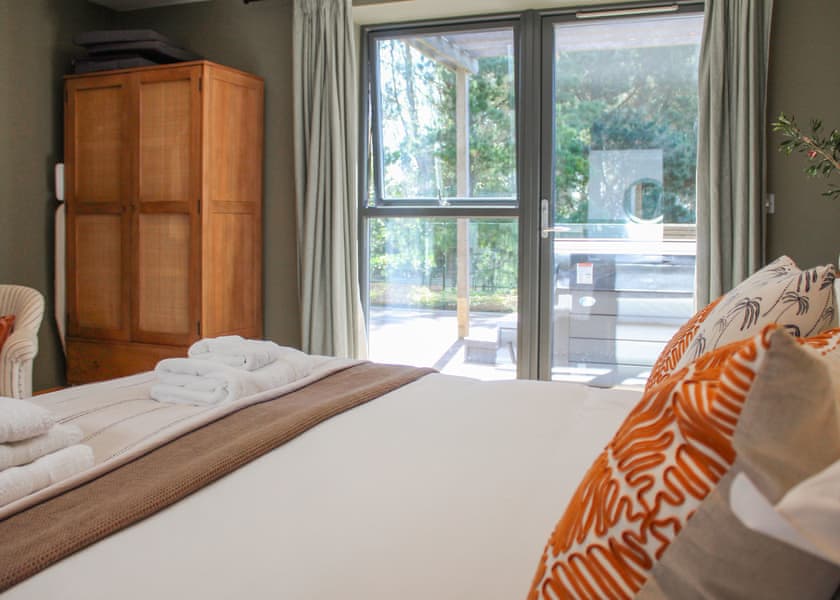 Cedar - The Emerald, Carnon Downs