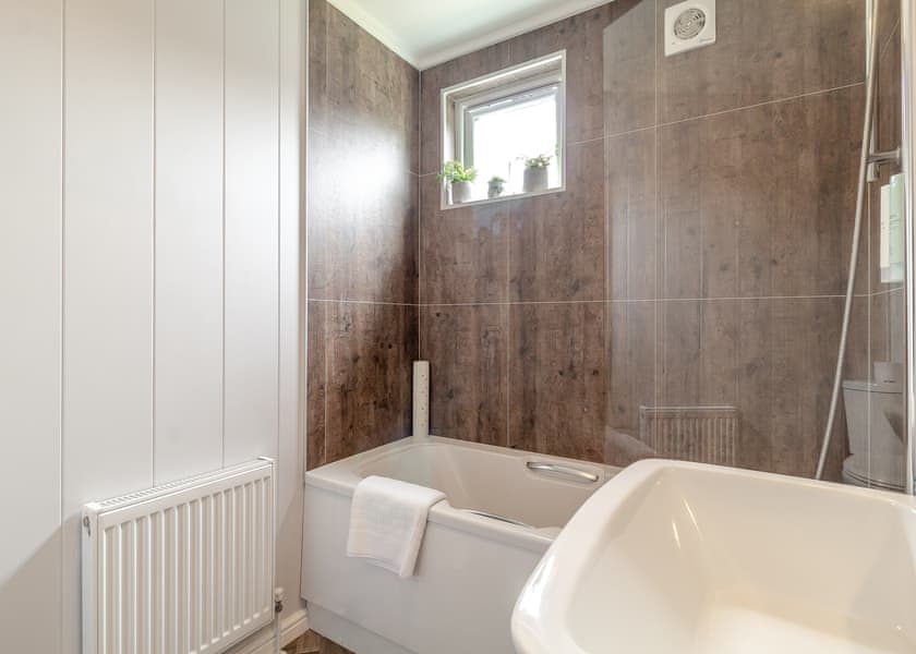 Chappel Lodge - The Essex Country Club, Earls Colne, Colchester