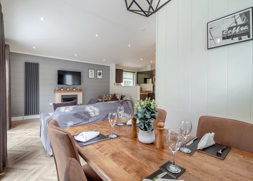 Coggeshall Lodge Pet - The Essex Country Club, Earls Colne, Colchester