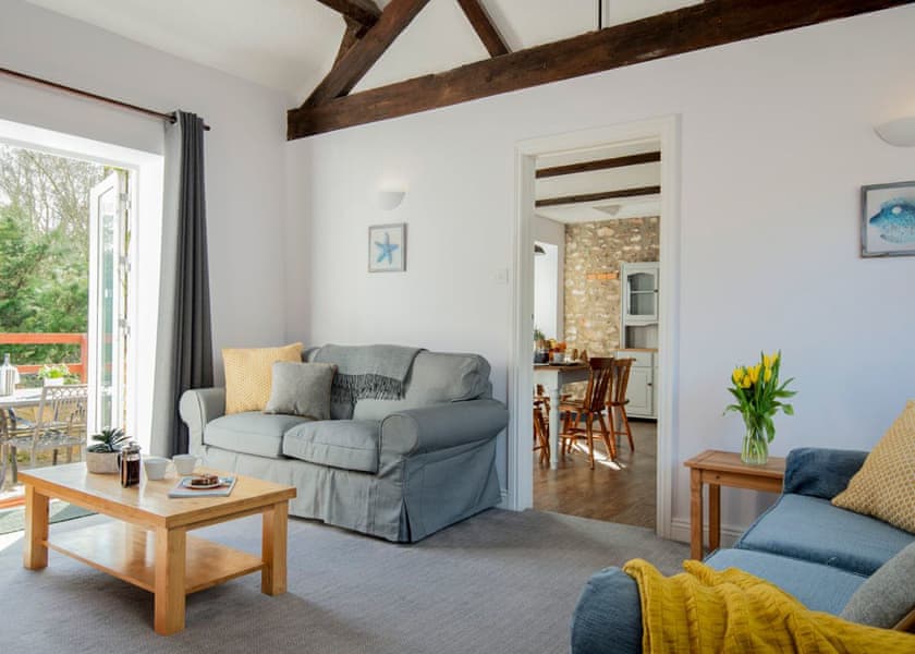 Long Barn with Hot Tub - Otter Falls, Upottery, Honiton