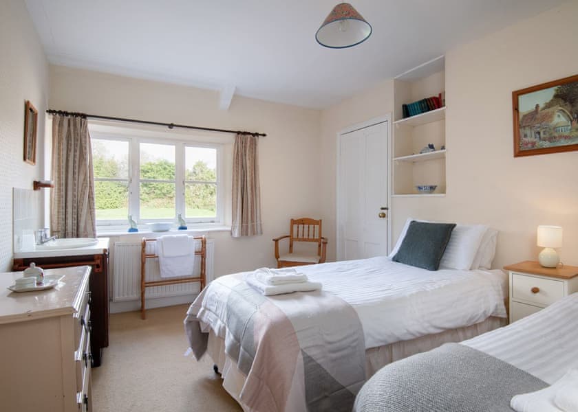 Dovecote Cottage - Otter Falls, Upottery, Honiton