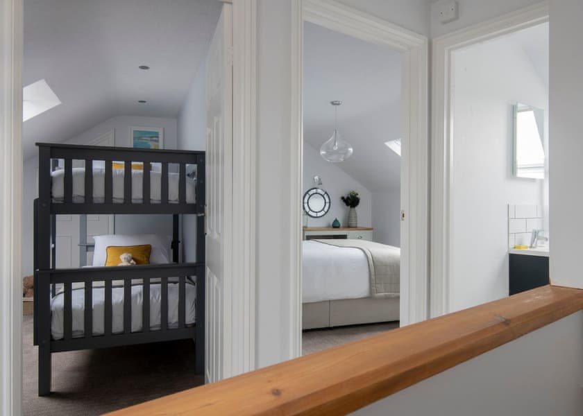 Spring Cottage - Otter Falls, Upottery, Honiton