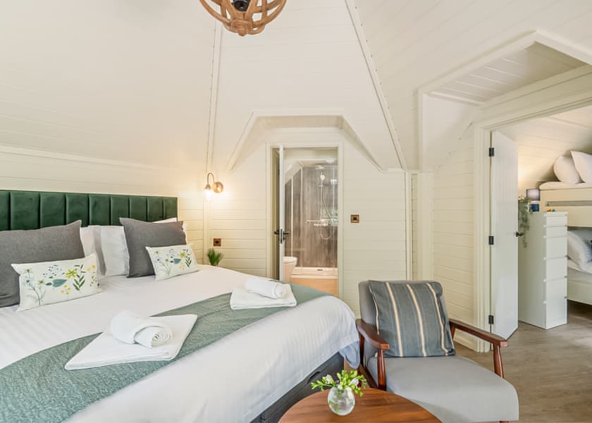 Two bedroom Treehouse (no Hot tub) - Otter Falls, Upottery, Honiton