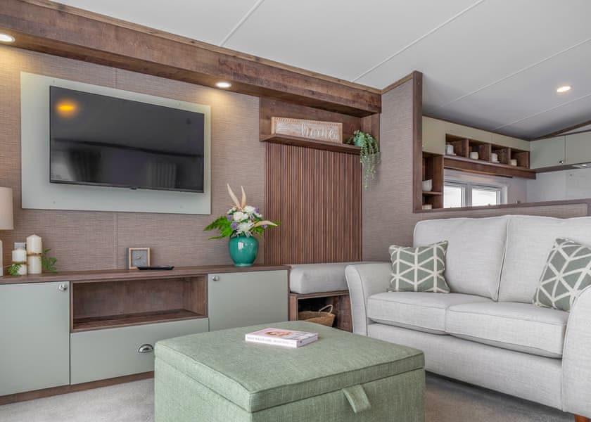 2 Bedroom Heron Lodge with Hot Tub – Sleeps 6 - Otter Falls, Upottery, Honiton