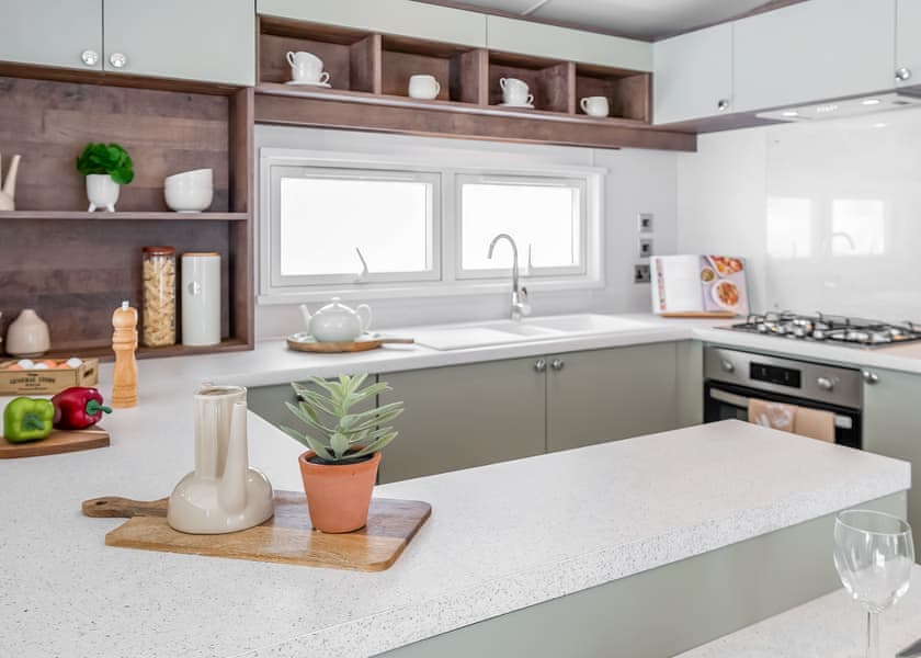 3 Bedroom Heron Lodge with Hot Tub – Sleeps 6 - Otter Falls, Upottery, Honiton