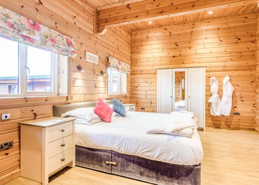 Pietrain Pet - Fairview Lodges, Withernsea