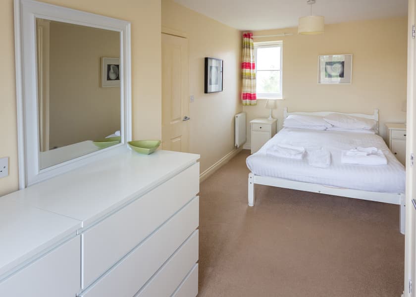 4 Berth Comfort Cottage Pet Friendly - The Bay Filey Holiday Village, Filey