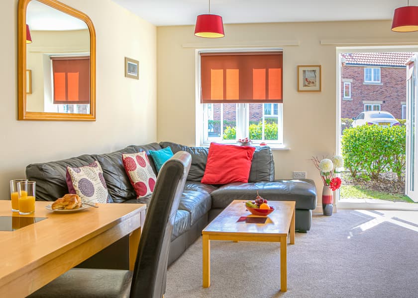 5 Berth Comfort Cottage Pet Friendly - The Bay Filey Holiday Village, Filey