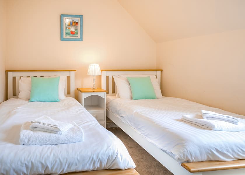 5 Berth Comfort Cottage Pet Friendly - The Bay Filey Holiday Village, Filey