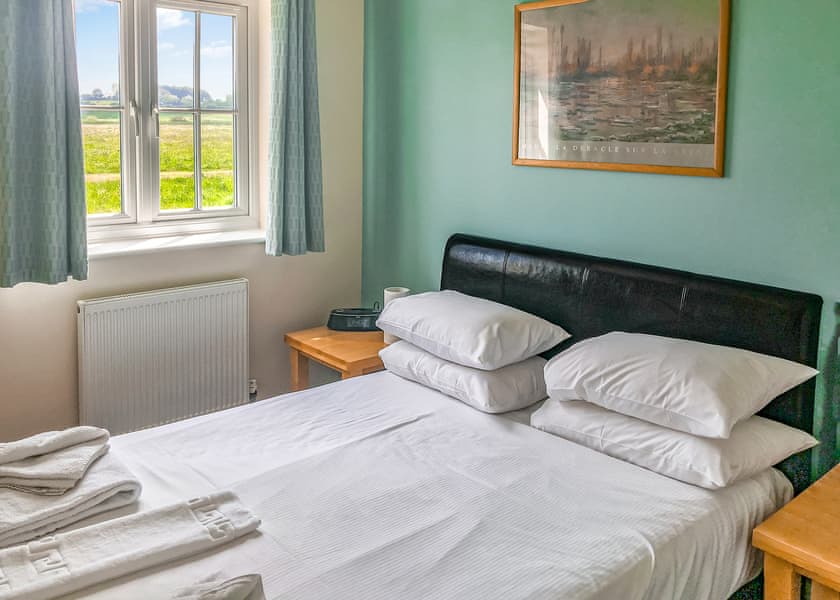 6 Berth Comfort Cottage Twin Pet Friendly - The Bay Filey Holiday Village, Filey