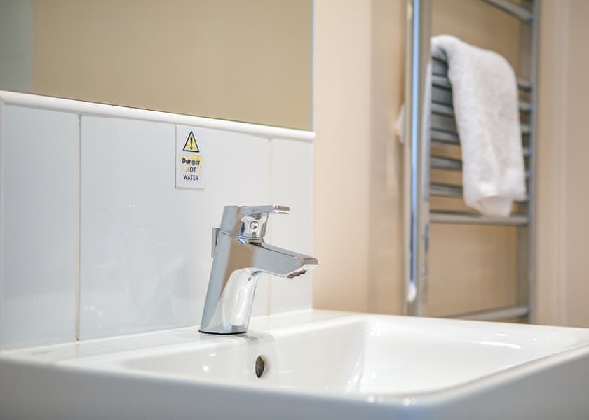 6 Berth Comfort Cottage Twin Pet Friendly - The Bay Filey Holiday Village, Filey