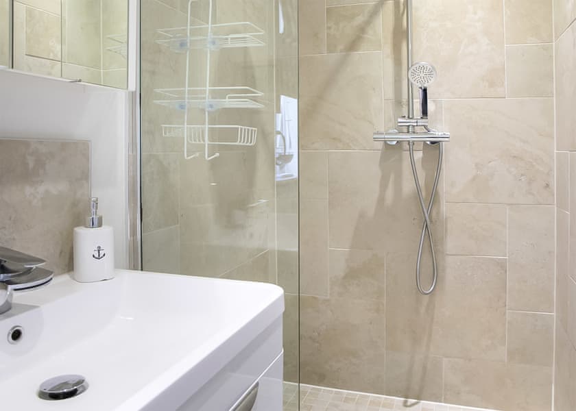 4 Berth Superior Beach House Pet Friendly - The Bay Filey Holiday Village, Filey