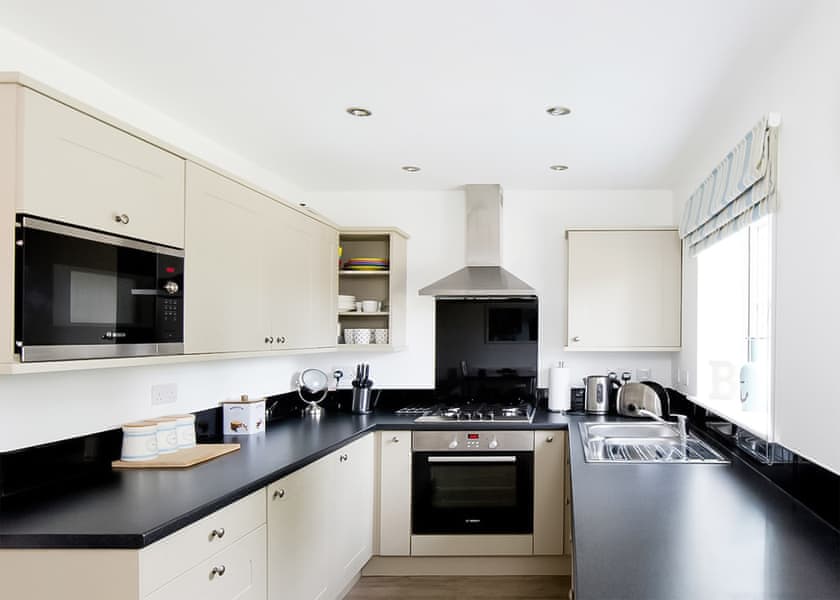 6 Berth Superior Cottage Pet Friendly - The Bay Filey Holiday Village, Filey