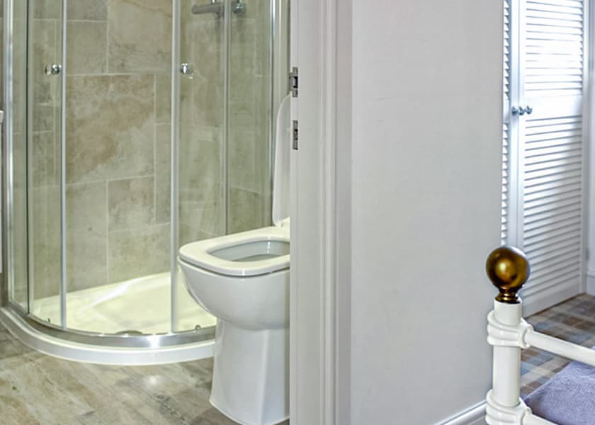 6 Berth Indulgent Meadow Lodge Pet Friendly - The Bay Filey Holiday Village, Filey