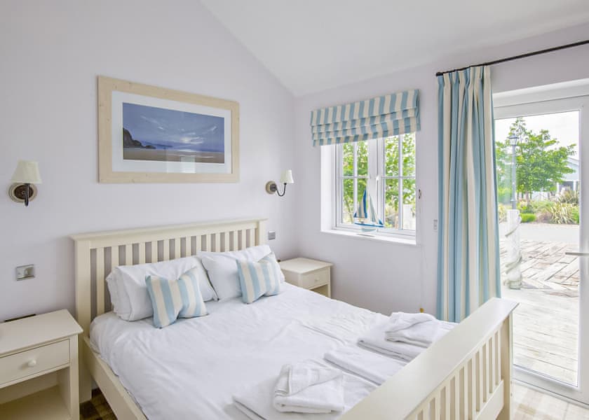 4 Berth Indulgent Beach House Grande Pet friendly - The Bay Filey Holiday Village, Filey