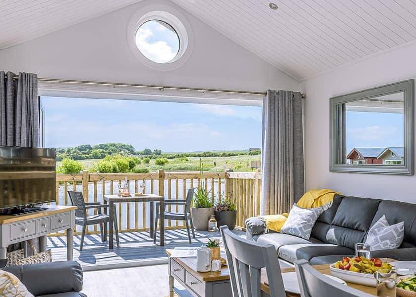 4 Berth Meadow Lakeside Lodge - The Bay Filey, Filey