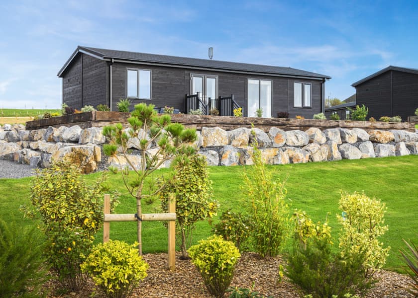 Balwen Lodge - Folly Farm Holiday Park, Kilgetty