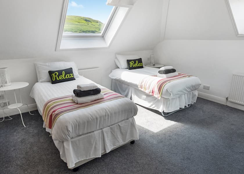 Ty Gwyn Cottage | Fishguard Bay Resort, Fishguard, Pembrokeshire