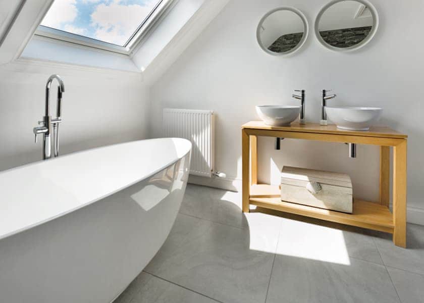 Ty Gwyn Cottage | Fishguard Bay Resort, Fishguard, Pembrokeshire