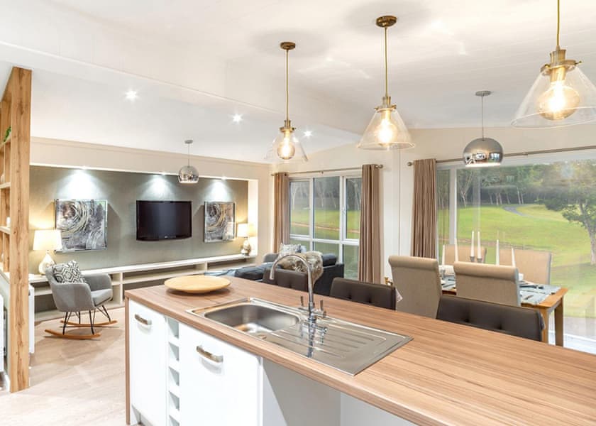 Premium Lodge 2 - Fishguard Bay Resort, Fishguard,